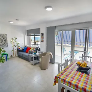 Vella Rosa 2 , Torre Del Mar España